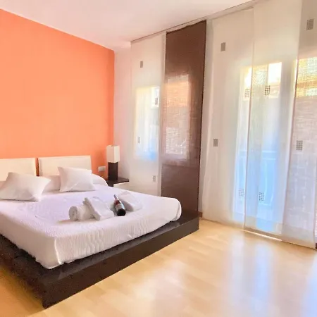 Av. Montserrat Apartment Roses
