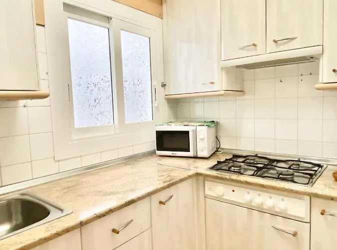 Apartment Av. Montserrat Roses